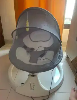 ayunan bayi elektrik
