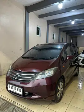 Honda Freed 2010 Bensin