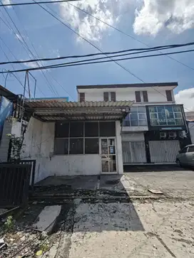 Disewakan Ruko Jalan Raya Bratang Jaya