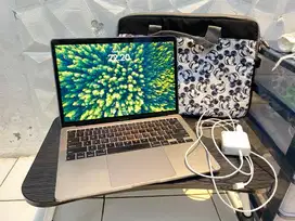 Macbook air retina 2020 intel core i3 ram 8gb ssd 256gb no minus mulus