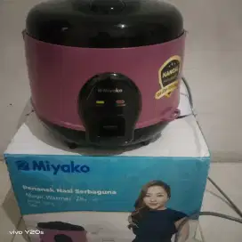 Jual mejikom merak Miyako ukuran 1.2ltr kondisi baru bukan barng sekan
