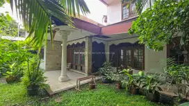 Dijual Rumah BangunanLama 1 Lantai di Dekat Senopati, Jl Cibeber