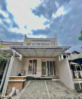 DISEWAKAN RUMAH ALAM HIJAU CITRALAND 2LT SEMI FURNISH DEKAT PASAR
