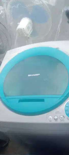 Mesin cuci 8,5 kg  merk Sharp normal siap pakai blm pernah di service