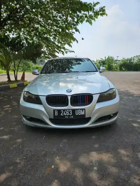 Bmw 320i E90 2010 cash