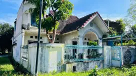 Rumah 2 Lantai Strategis