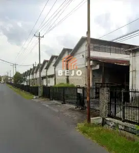 Disewakan Gudang Skala Besar di Sleman – Akses Kontainer