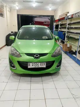 Mazda2 RZ tipe tertinggi 2012