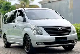 Pjk Pjg Dp Ringan 3 Baris Hyundai H-1 H1 XG Bensin AT 2011 Ban baru