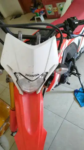 Honda CRF 2020 merah putih