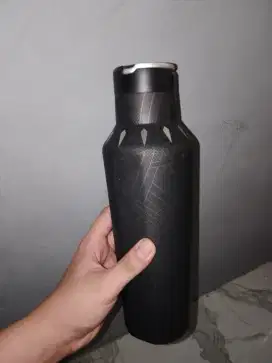 Corkcicle Black Panther 20 Oz Desc
