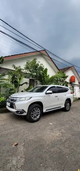 Pajero sport tahun 2019 atas nama sendiri mulus