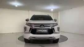 Pajero Dakar 4x4 Ultimate Sunroof 2022 kilometer rendah