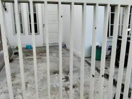 Pagar Rumah Warna Putih