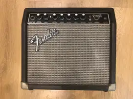 Amplifier amp ampli Fender Frontman 15G Reverb OD + aux LANGKA