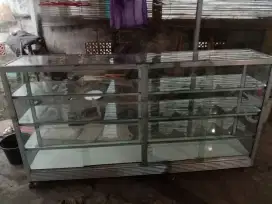 Etalase kaca 2 meter