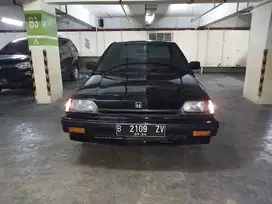 HONDA CIVIC WONDER. 85