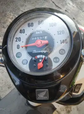 Scoopy fi km 34 ribuan pajak baru kunci 2 ( langsung wa bos )