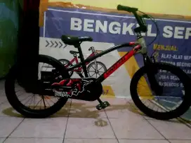 Sepedah anak usia 7 sampai 10 tahun