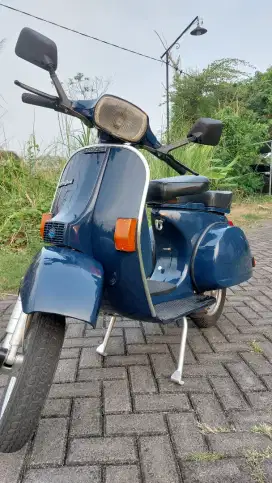 Vespa PX 150 ISTIMEWA
