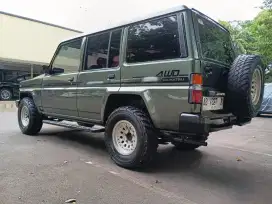 Daihatsu Taft Hiline Long Family Wagon 4x4