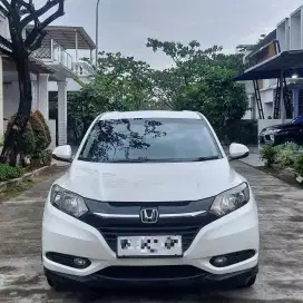HONDA HRV 1.5 E CVT 2017 PUTIH MUTIARA ORIGINAL
