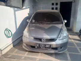 Di jual Honda jazz VTEC 2006 matic