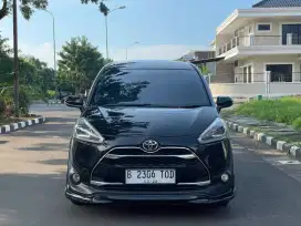 Toyota Sienta Q 1.5 CVT 2016 DP 34JT!!