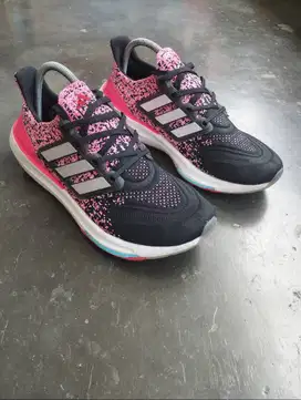 ADIDAS ULTRABOOST 23