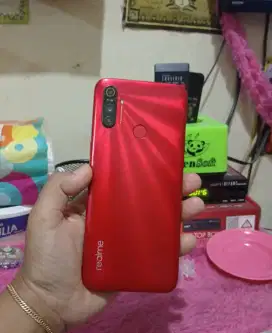 Realme c3 ram 3/32!.