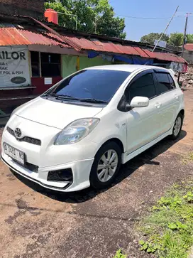 Toyota Yaris 2012 Bensin