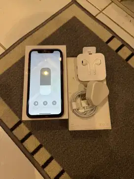 Dijual Iphone Xr Red 128GB Mulus Lengkap Terdaftar