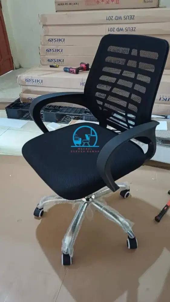 Kursi kantor hidrolik
