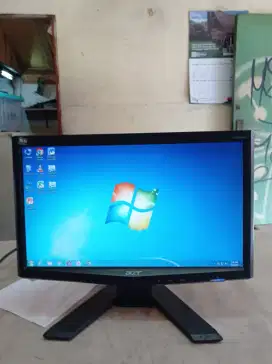 Dijual monitor X163w  16 inch