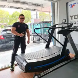 BIG COMERCIAL TREADMILL MANUAL CURVE TL 800 ALAT FITNESS GYM CENTER