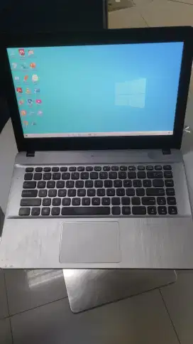 Laptop Asus X441BA AMD A9-9420 4GB RAM 128GB SSD + 500 HDD