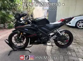 Yamaha R15 V3 Tahun 2019 Black