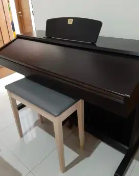 YAMAHA CLAVINOVA CVP501
