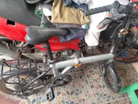 Sepeda lipat biasa masih bagus