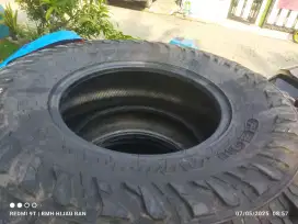 Yokohama geolandar MT R17