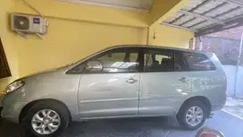Kijang Innova 2007