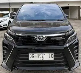 Toyota Voxy 2.0 AT odo 45 Rb 2020