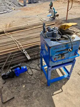 Mesin Bar Bender dan bar cutter