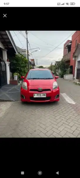 Toyota Yaris 1.5 E manual Tahun 2013