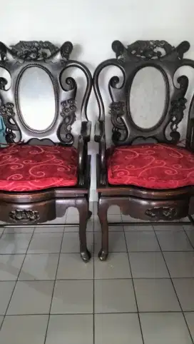 Kursi ukir lampung