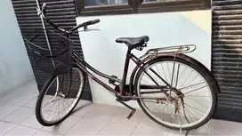 [BRIDGESTONE] Sepeda Kayuh dengan Keranjang