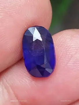 Batu blue safir sapphire Madagascar 5.60 CRAT memo MRI royal blue