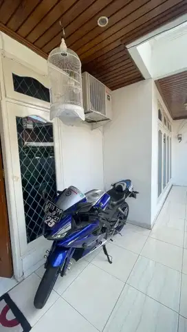 Dijual : R15 V3 Tahun 2017!