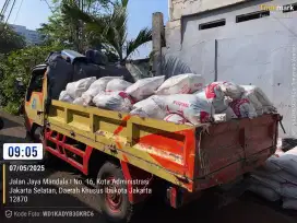 Jasa buang puing tanah galian