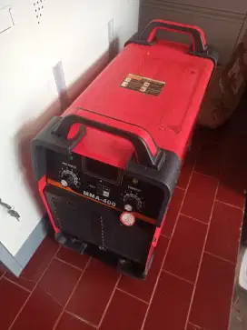 Mesin Las Redbo MMA 400